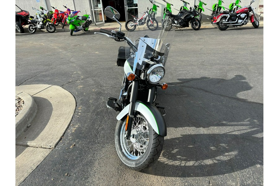 2015 Kawasaki Vulcan® 900 Classic