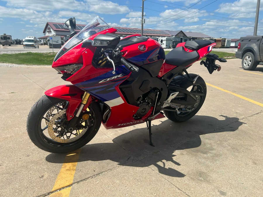 2024 Honda CBR1000RR