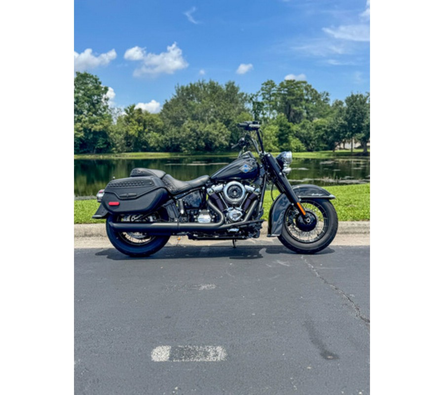 2025 Harley-Davidson Softail FLHC - Heritage Classic