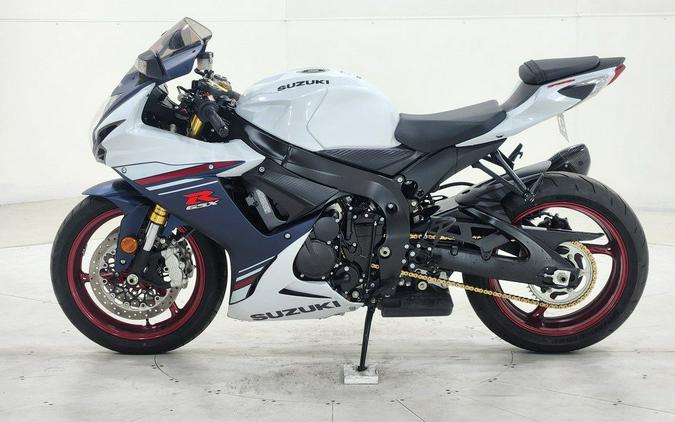 2025 Suzuki GSX-S1000GT+