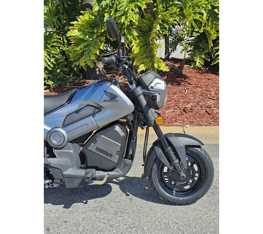2025 Honda Navi Arctic Silver Metallic