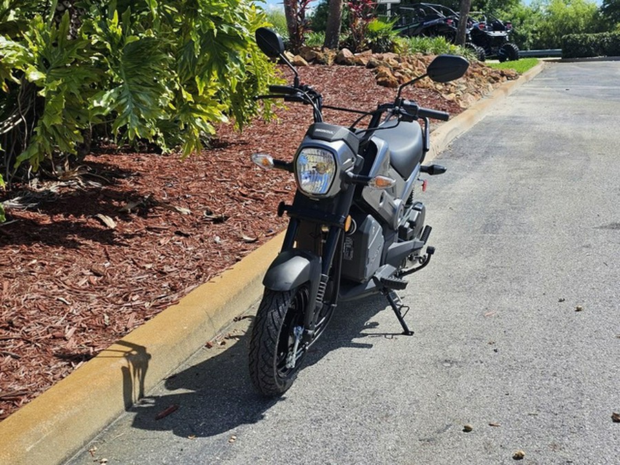 2025 Honda Navi Arctic Silver Metallic