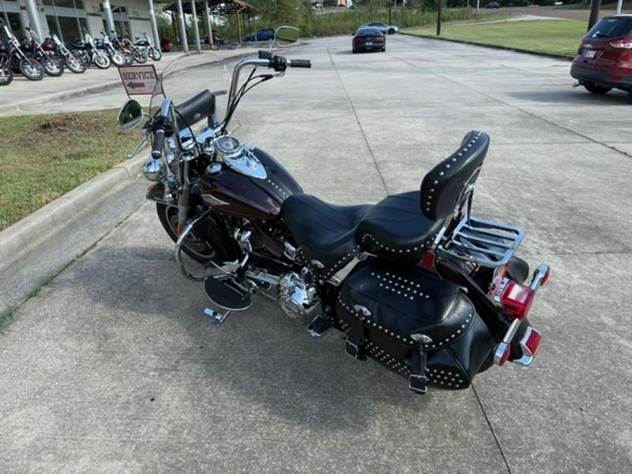 2011 Harley-Davidson® FLSTC - Heritage Softail® Classic