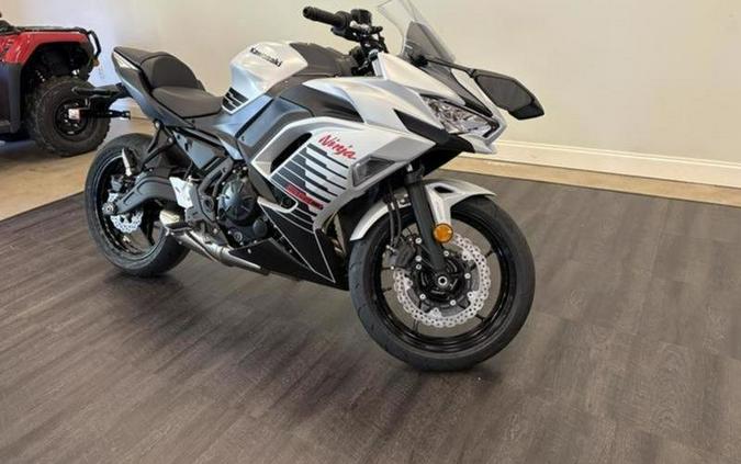 2026 Kawasaki Ninja® 650 ABS