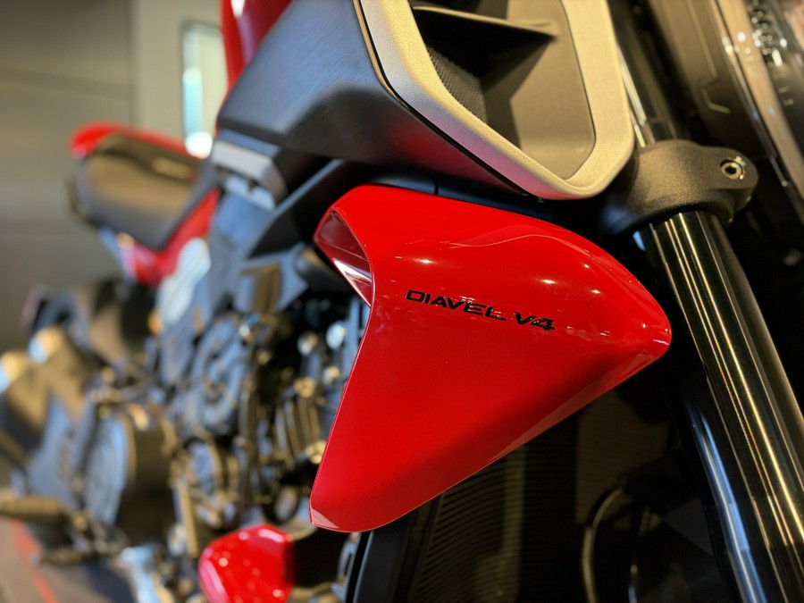 2026 Ducati XDiavel V4