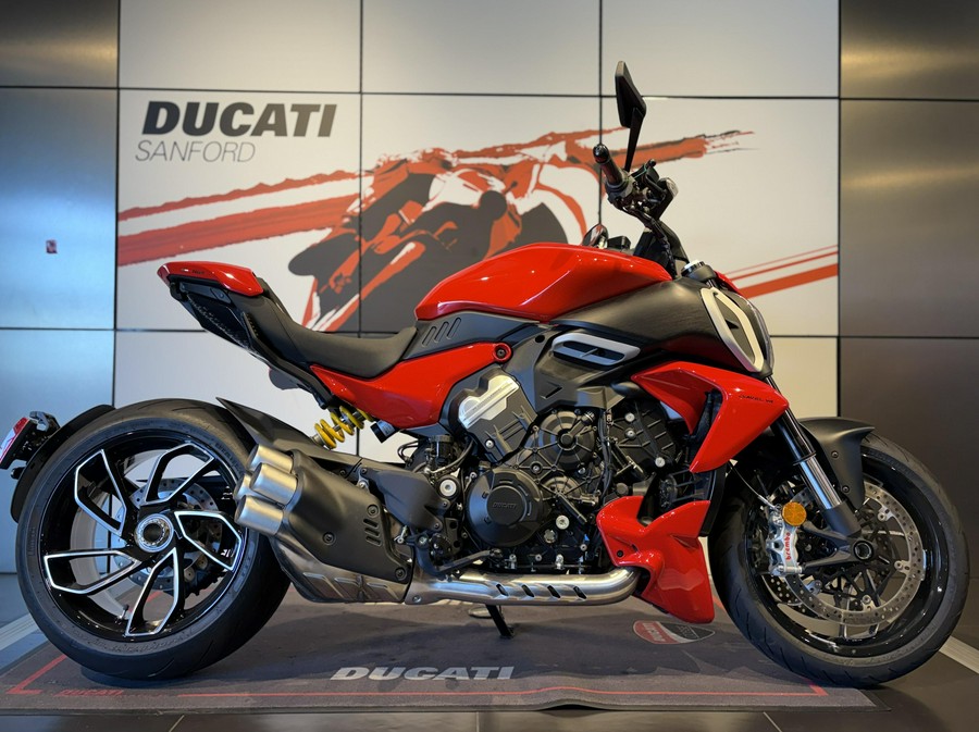 2026 Ducati XDiavel V4