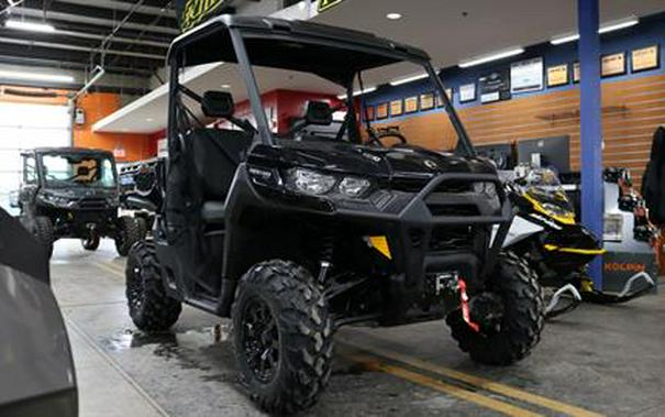 2024 Can-Am Defender XT HD10