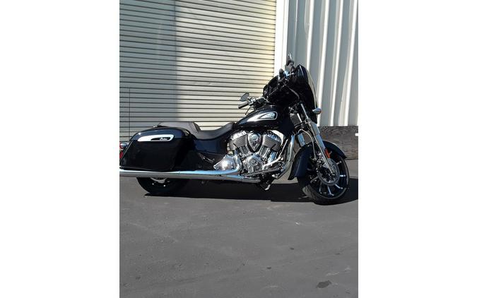 2019 Indian Motorcycle CHIEFTAIN LIMITED, THUNDER BLACK PEARL, CAL