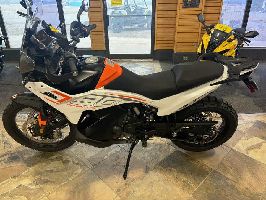 2024 KTM Adventure 790