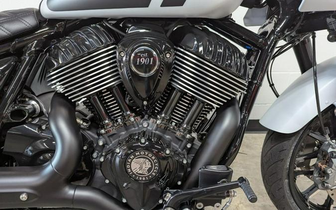 2025 Indian Sport Chief Ghost White Metallic Smoke