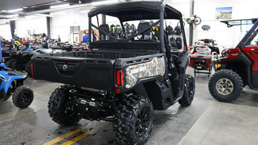 2024 Can-Am Defender XT HD7