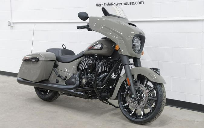 2023 Indian Motorcycle® Chieftain® Dark Horse® Quartz Gray