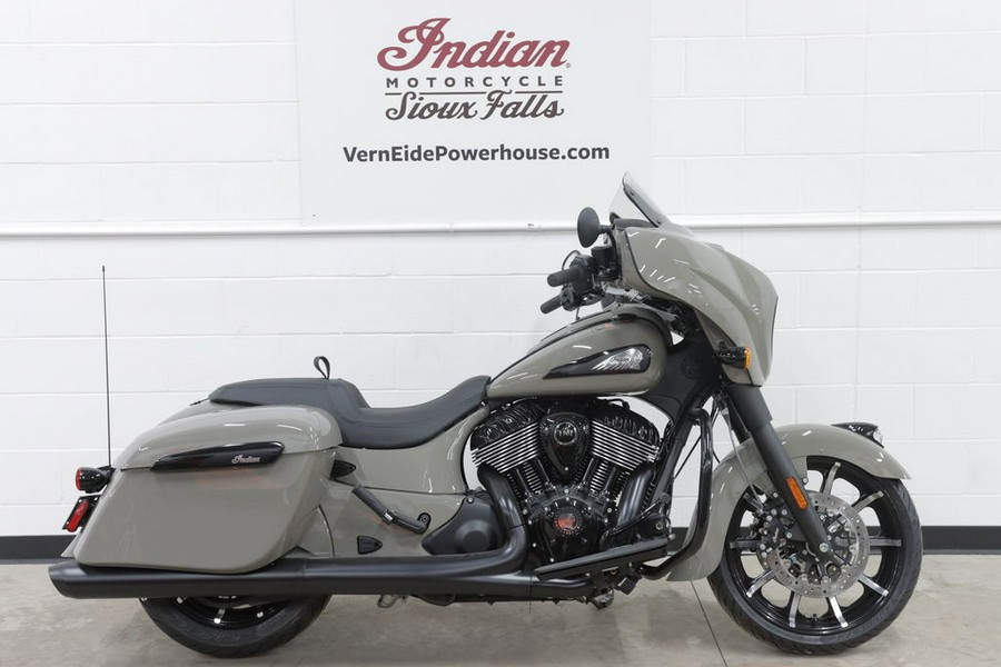 2023 Indian Motorcycle® Chieftain® Dark Horse® Quartz Gray