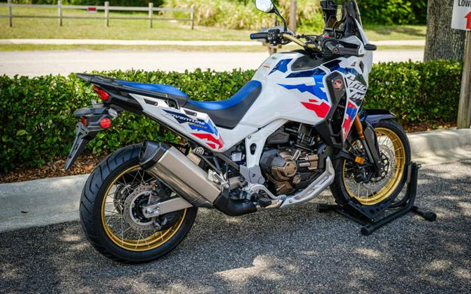 2025 Honda® Africa Twin Adventure Sports ES DCT