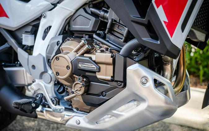 2025 Honda® Africa Twin Adventure Sports ES DCT