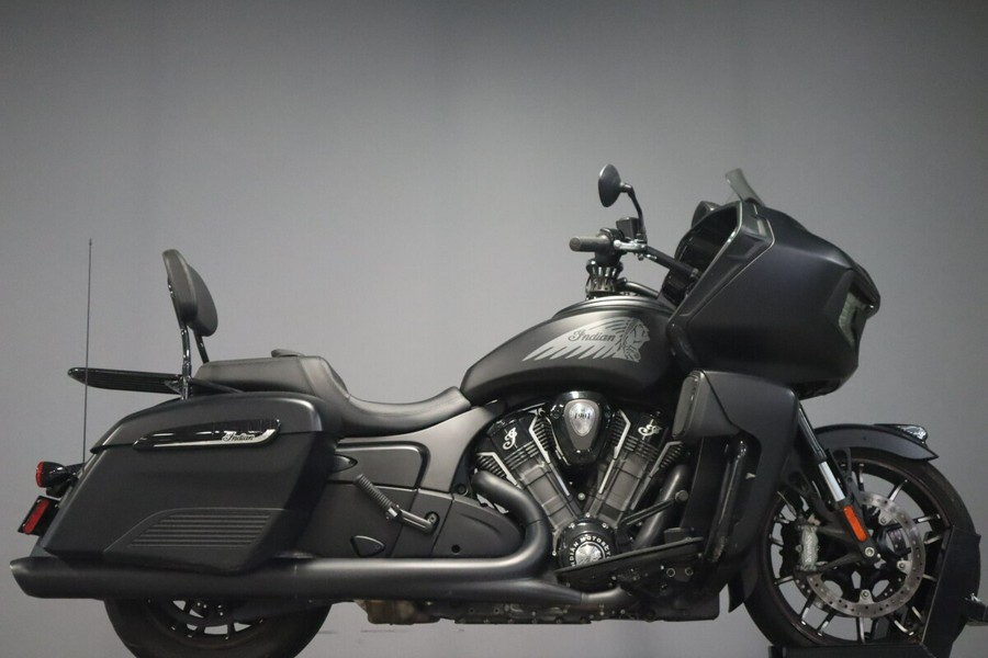 2021 Indian Motorcycle Indian Challenger Dark Horse