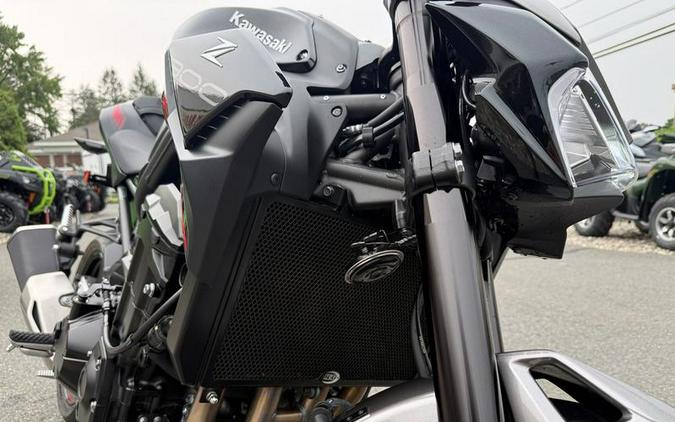 2023 Kawasaki Z900 ABS Metallic Black/Graphite Gray/Flat Black
