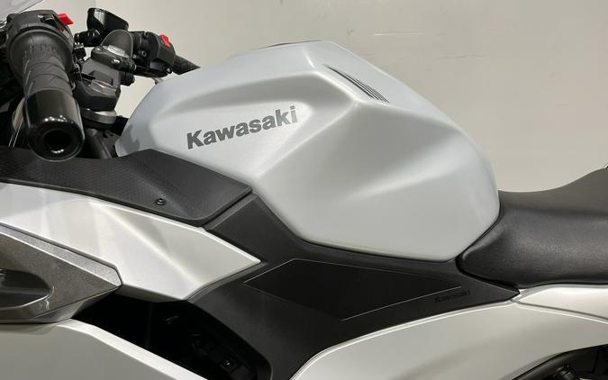 2025 Kawasaki Ninja® 500