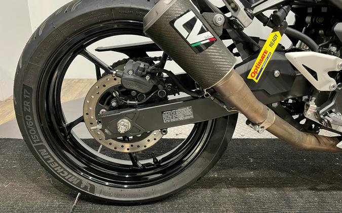 2025 Kawasaki Ninja® 500