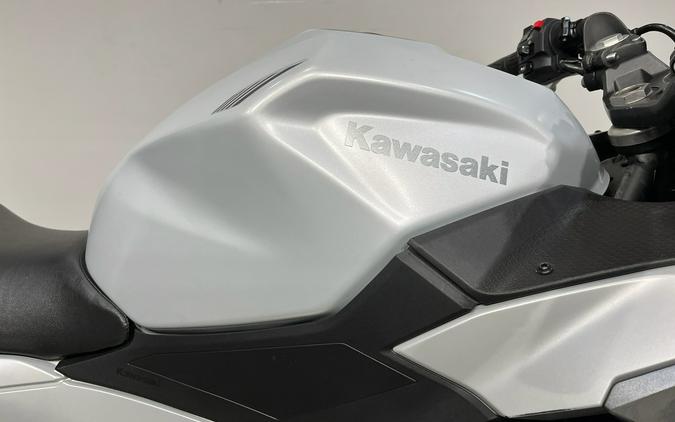 2025 Kawasaki Ninja® 500