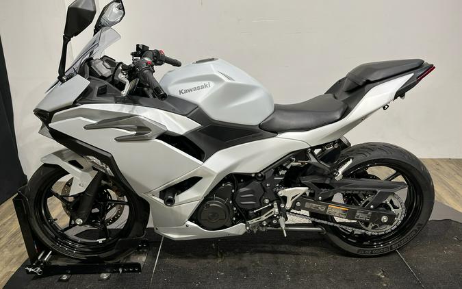 2025 Kawasaki Ninja® 500
