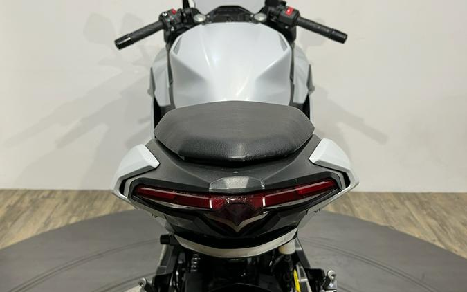 2025 Kawasaki Ninja® 500