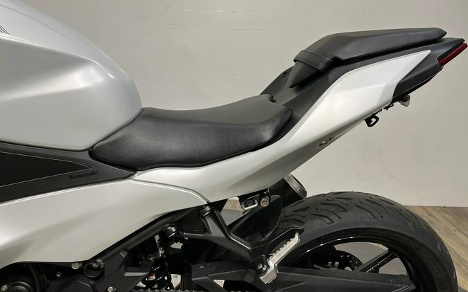 2025 Kawasaki Ninja® 500