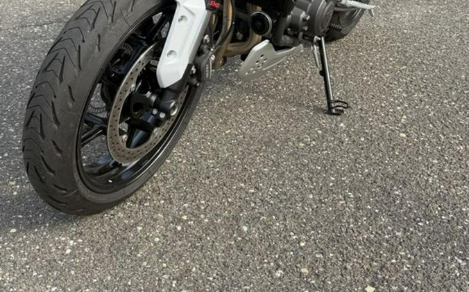 2025 Triumph Trident 660 Triple Tribute Edition