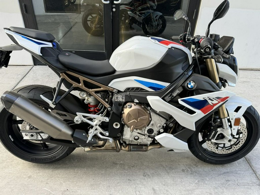 2022 BMW S 1000 R Light White/M Motorsport