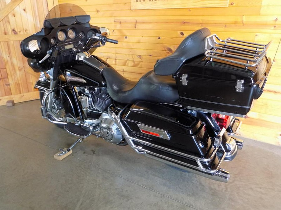 2006 Harley-Davidson® FLHTCI - Electra Glide® Classic