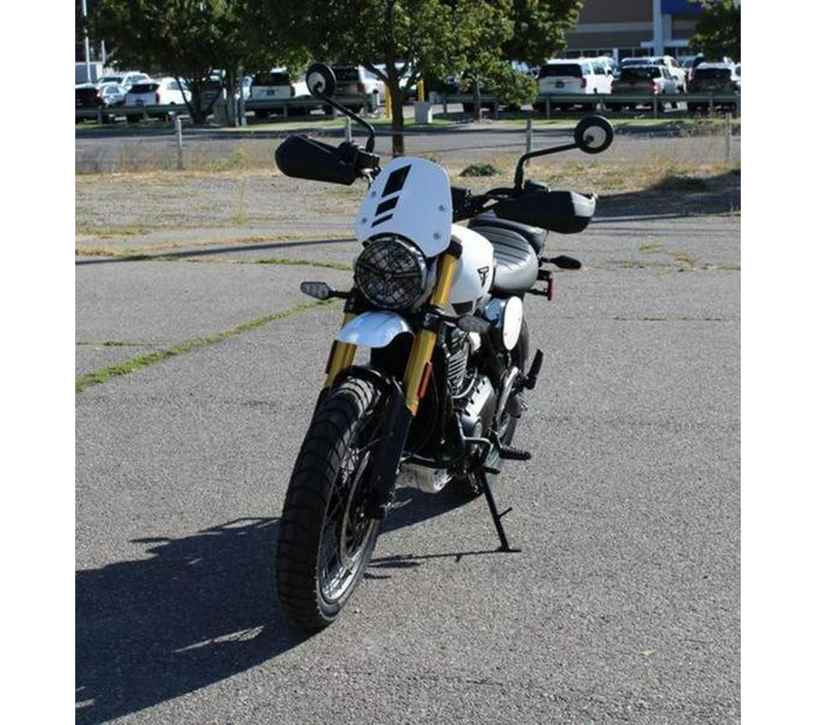 2026 Triumph Scrambler 400 XC Vanilla White
