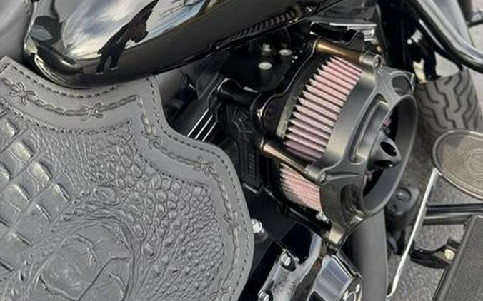 2016 Harley-Davidson® FLSS - Softail Slim® S