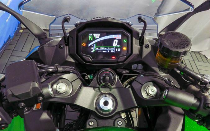 2025 Kawasaki Ninja 1100SX SE ABS