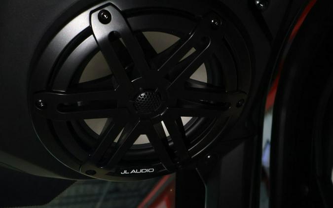 2026 Can-Am Defender MAX Limited HD11 Desert Tan & Carbon Blac