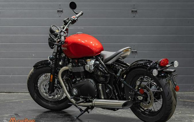 2023 Triumph Bonneville Bobber Red Hopper