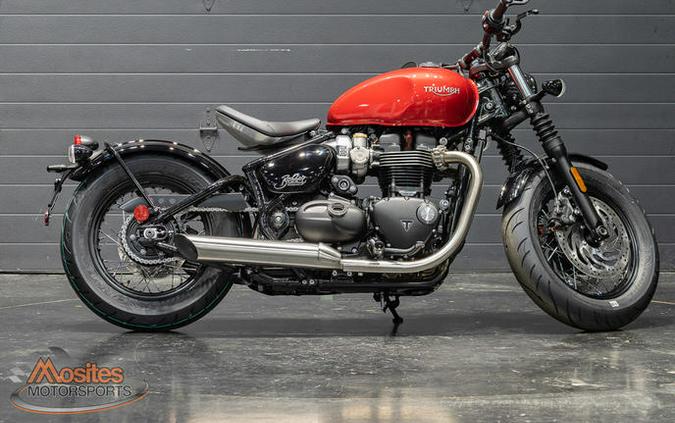 2023 Triumph Bonneville Bobber Red Hopper