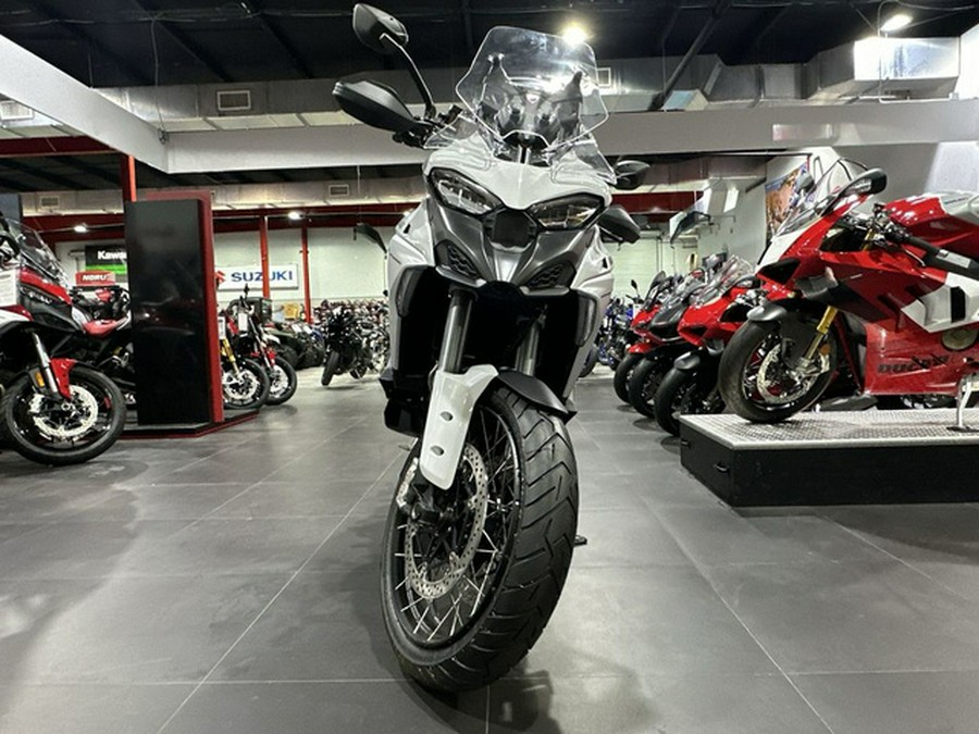 2024 Ducati Multistrada V4 S Travel & Radar Iceberg White