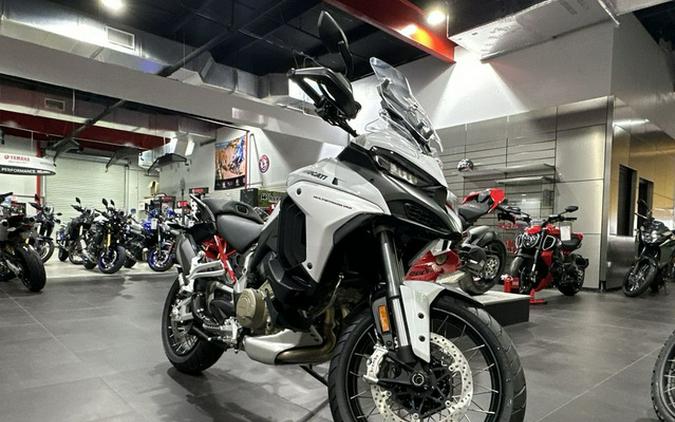 2024 Ducati Multistrada V4 S Travel & Radar Iceberg White