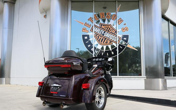 2022 Harley-Davidson Tri Glide Ultra Midnight Crimson