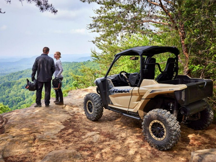 2023 Yamaha Wolverine RMAX2 1000 XT-R