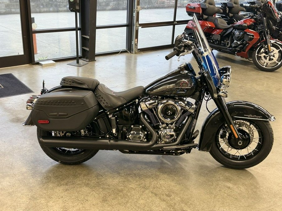 2026 Harley-Davidson® FLHC - Heritage Classic