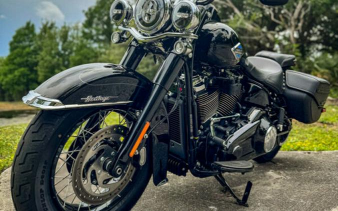 2025 Harley-Davidson Heritage Classic FLHC