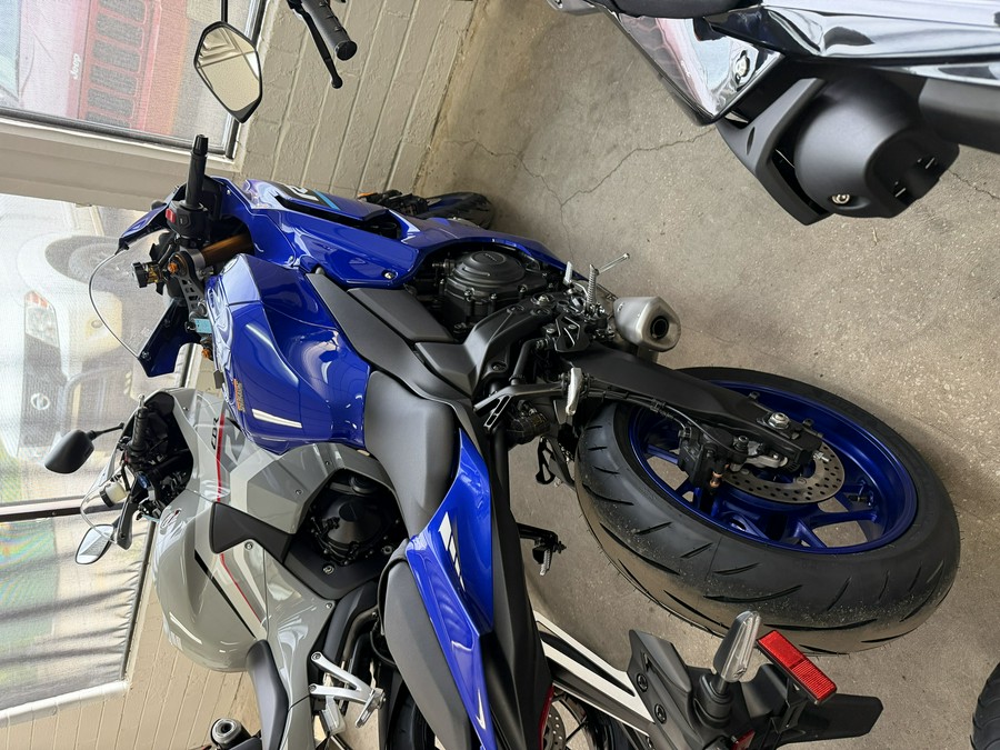 2026 YAMAHA YZF R7 TEAM YAMAHA BLUE