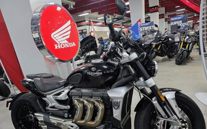 2022 Triumph Rocket 3 R Sapphire Black
