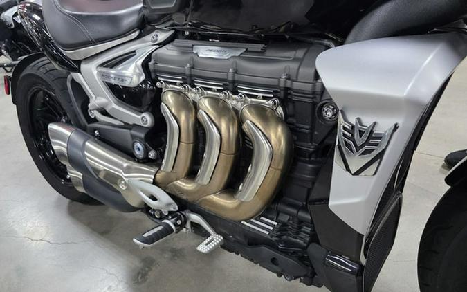 2022 Triumph Rocket 3 R Sapphire Black