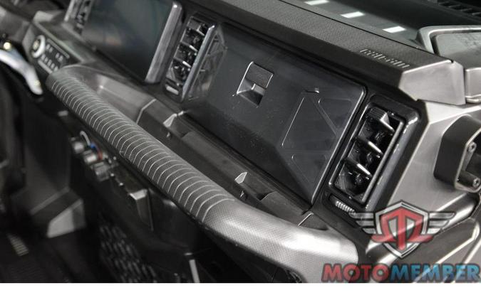 2026 Can-Am Defender MAX XT CAB HD11 With 10.25 in. Infotainment Dark Wildland Camo