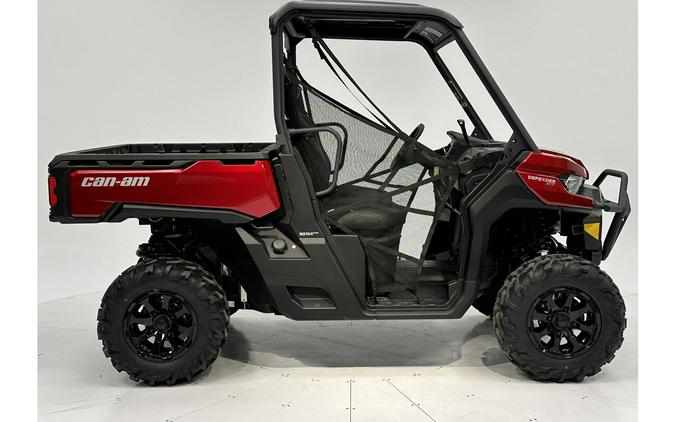 2024 Can-Am Defender XT HD10