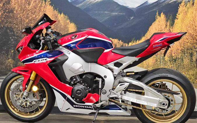 2017 HONDA CBR1000RR SP