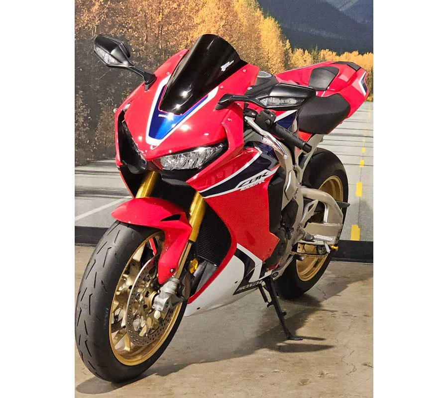 2017 HONDA CBR1000RR SP