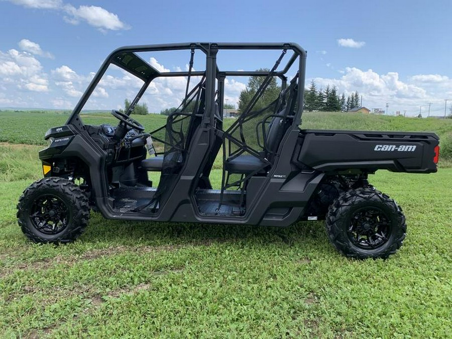 2024 Can-Am® Defender MAX DPS HD9 Timeless Black